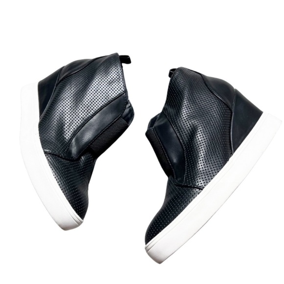 MIA Cristie Women’s Black & White Faux Leather Slip On Wedge Sneaker Ankle Boot - Picture 3 of 16